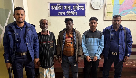 গজারিয়ায় জয় হত্যা মামলার আসামি সহ গ্রেফতার ৪