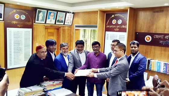 নড়াইল-১ আসনে বিএনপির প্রার্থী জাহাঙ্গীর আলমের পক্ষে মনোনয়নপত্র সংগ্রহ