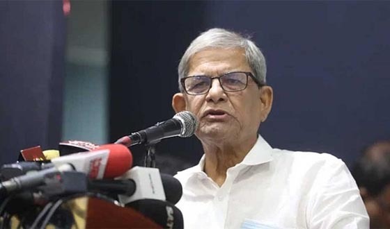 প্রথম আলো ও ডেইলি স্টারে হামলা-অগ্নিসংযোগ, তীব্র নিন্দা জানালেন মির্জা ফখরুল