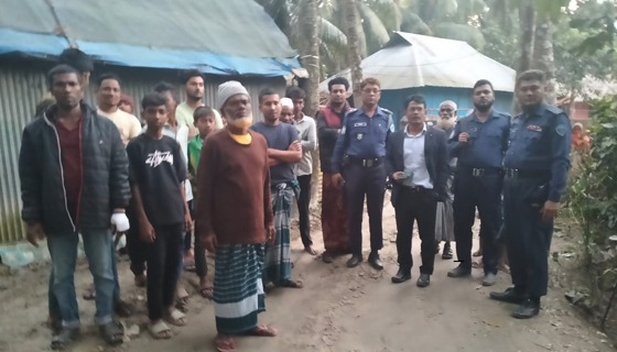 ফসলি জমি থেকে অবৈধ ভাবে মাটি কাটায় মোবাইল কোটে জরিমানা