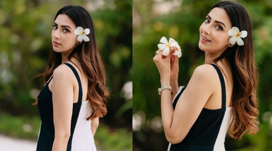 নতুন লুকে নজর কাড়লেন মিম