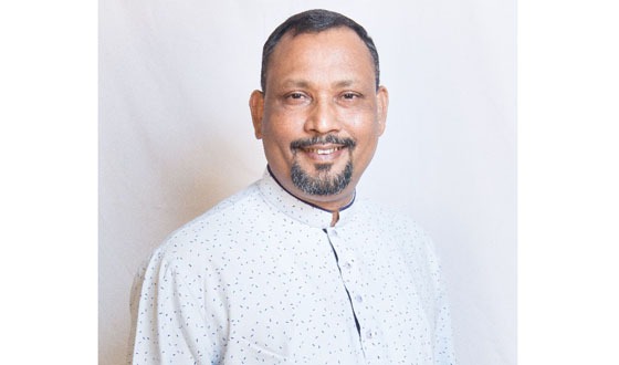 পাবনা-৩ আসনে ধানের শীষের মনোনয়ন না পেয়ে গণঅধিকারের ট্রাকে রাজা