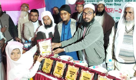 রূপসায় কৃতি শিক্ষার্থীদের মাঝে সংবর্ধনা অনুষ্ঠিত