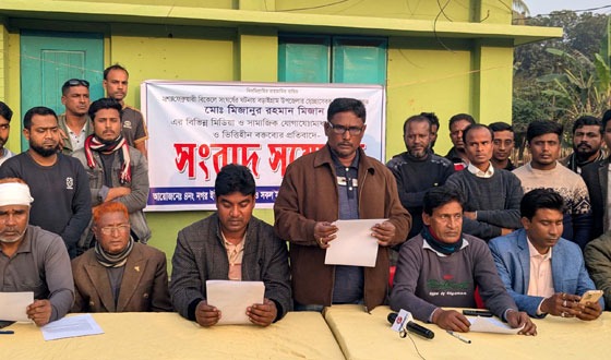 বড়াইগ্রামে আ’লীগকে পুর্নবাসন করছনে স্বচ্ছোসবেক দল নতো