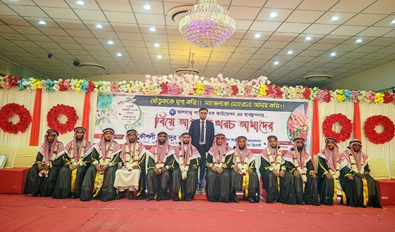 রংপুরে ধুমধামে বিনা খরচে এক মঞ্চে ১২ জোড়া বিয়ে