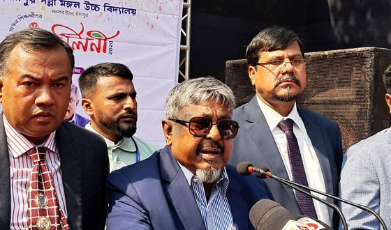 কতটা নির্লজ্জ হলে দেশ থেকে পালিয়ে গিয়ে উস্কানিমূলক বক্তব্য দেয়