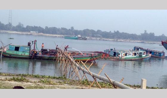 বাজিতপুর ও কুলিয়ারচরে বালূ উত্তোলনের হিড়িক