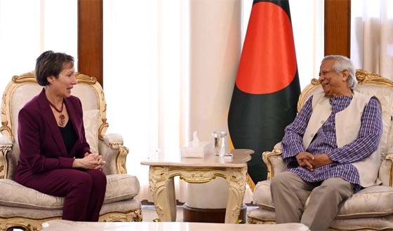 প্রধান উপদেষ্টা ইউনূসের সঙ্গে মার্কিন চার্জ দ্য অ্যাফেয়ার্সের বৈঠক