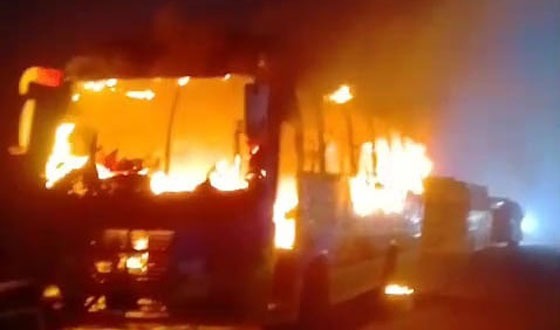 লৌহজং-বালিগাঁও সেতুতে থেমে থাকা বাসে অগ্নিকান্ডে নিহত ১