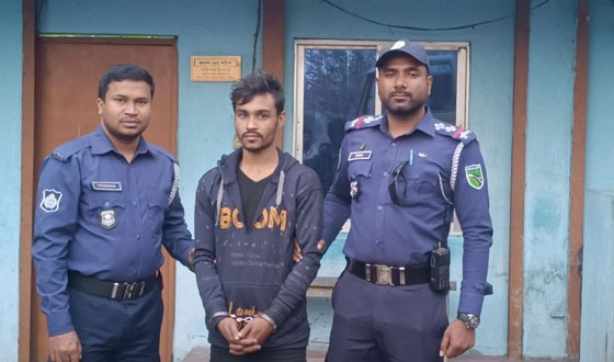 টাঙ্গাইলে ছিনতাইকারী চক্রের সদস্য গ্রেফতার