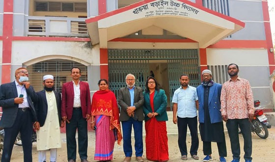 গফরগাঁওয়ে খারুয়া বড়াইল উচ্চ বিদ্যালয় পরিদর্শনে মাধ্যমিক শিক্ষা অফিসার