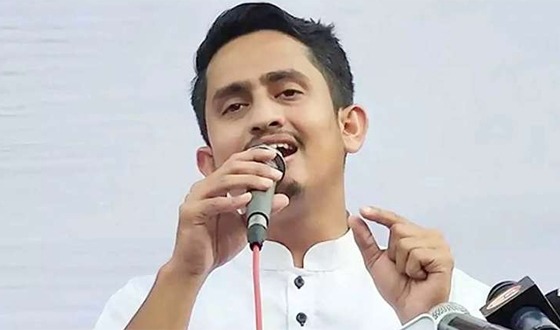 ‘মাই ম্যান’র রাজনীতি বাদ দিয়ে ‘জনগণের ম্যান’র রাজনীতি করতে হবে