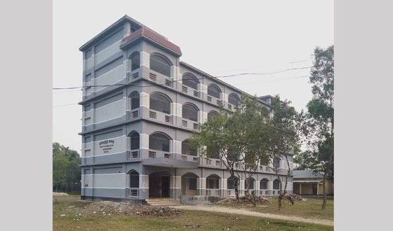 ধর্মঘর ডিগ্রী কলেজে ৩২ বছরেও নির্মিত হয়নি শহীদ মিনার