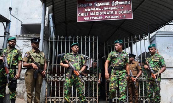 শ্রীলঙ্কার আদালতে ‘ফিল্মি স্টাইলে’ গ্যাং লিডারকে গুলি করে হত্যা