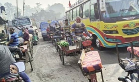 কলমাকান্দা বাজার যানজট নিরসনে কোন উদ্যোগ নেই