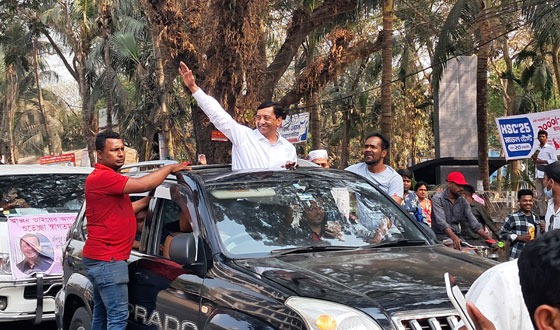 মোটর শোভাযাত্রা করে শোকজ পেলেন বিএনপি নেতা আজম খান