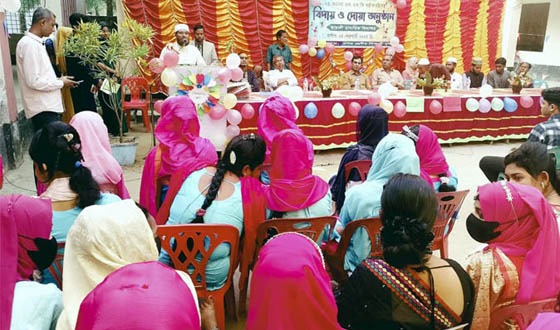 কালিগঞ্জের তারালী মাধ্যমিক বিদ্যালয়ে পরীক্ষার্থীদের বিদায় অনুষ্ঠান