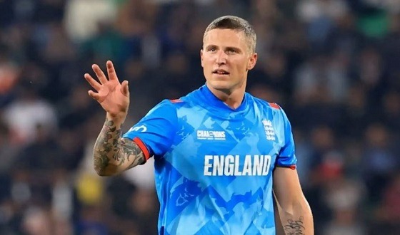 ইংলিশ শিবির থেকে ছিটকে গেলেন ব্রাইডন কার্স