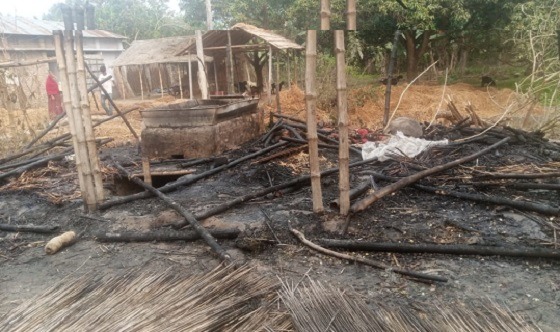 লালপুরে গুড় তৈরি কারখানায় অগ্নিকাণ্ডে আহত ৩