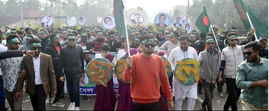 ছাত্রদলের প্রতিষ্ঠাবার্ষিকীতে দুই গ্রুপের মধ্যে হাতাহাতি