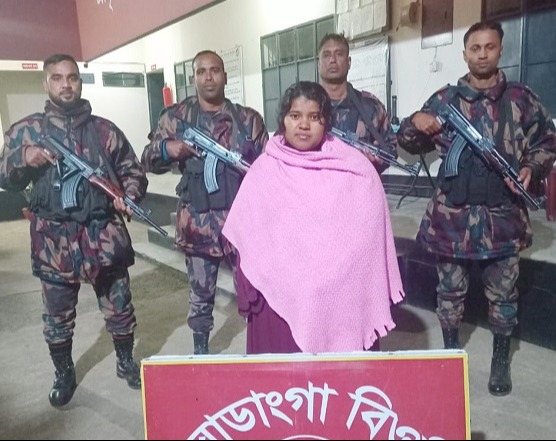 মহেশপুর সীমান্তে ভারতীয় নাগরিক আটক