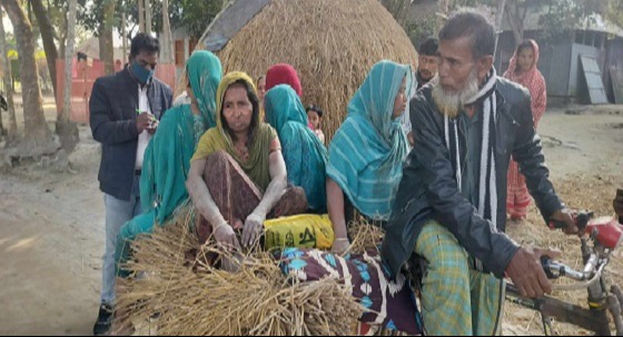 জমির বিরোধে ৬ নারীকে পিটিয়ে আহত