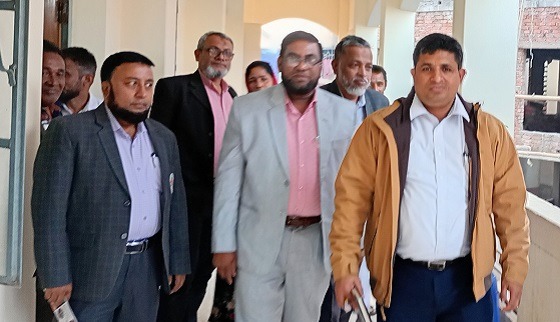 চাঁদপুর পৌর প্রশাসকের শহীদ জাবেদ স্কুল পরিদর্শন