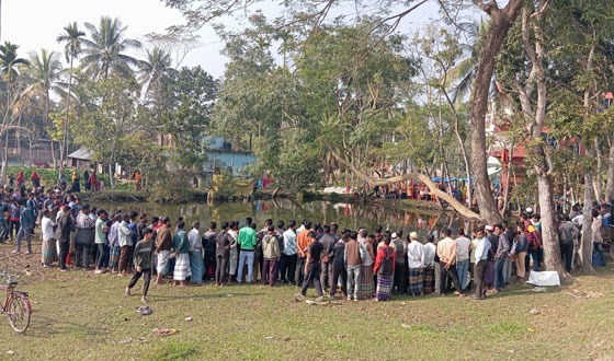 বরিশালে দুটি পুকুর থেকে মানুষের টুকরো উদ্ধার