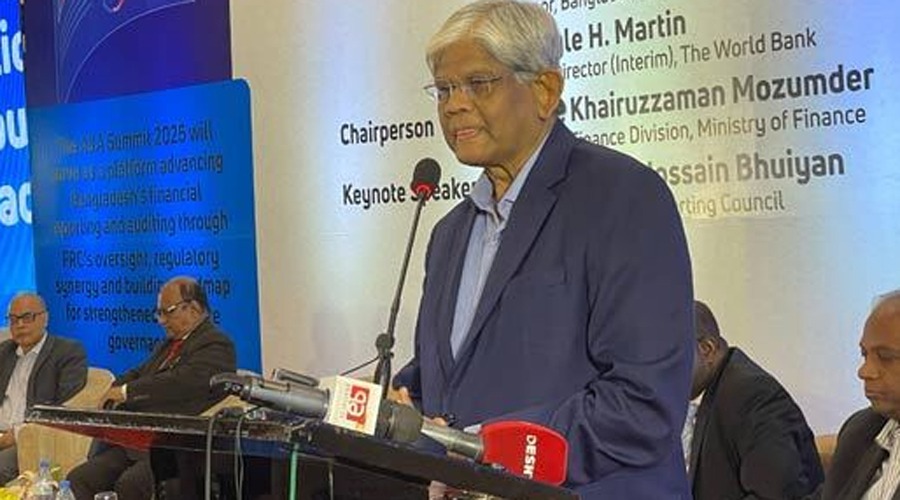 যারা ৭০ ভাগ তথ্য দিচ্ছে তাদের হিসাব খতিয়ো দেখা উচিত: অর্থ উপদেষ্টা