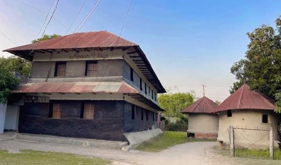 তানোরে ধানের গোলা ও মিল বিলুপ্ত হওয়ায় চাল কিনে খাচ্ছেন কৃষকরা