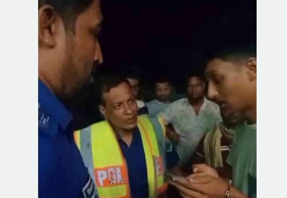 পুঠিয়ায় কিশোর গ্যাং সদস্যকে ছেড়ে দিলো পুলিশ