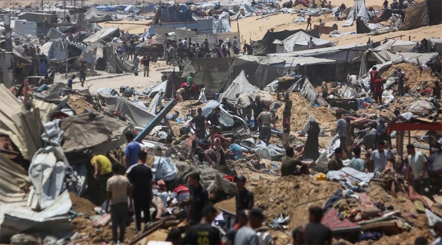 গাজায় একদিনে নিহত ৯৪, যুদ্ধবিরতির মাঝেই গির্জায় ইসরায়েলি হামলা