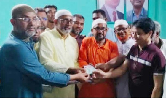 চিরিরবন্দরে বিএনপি সদস্য নবায়ন ও নতুন সদস্য ফর্ম বিতরণ