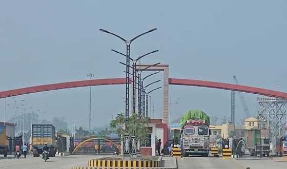 দীর্ঘ ১১ মাস ধরে বন্ধ বেনাপোল-পেট্রাপোল বন্দরে বাণিজ্য বৈঠক