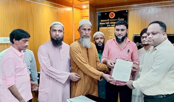 ত্রিশালে কিন্ডারগার্টেন শিক্ষার্থীদের মানববন্ধন