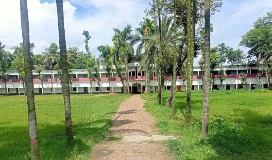 হাটহাজারী অদুদিয়া মাভদ্রাসাকে কামিল শ্রেণিতে পাঠদানের অনুমতি