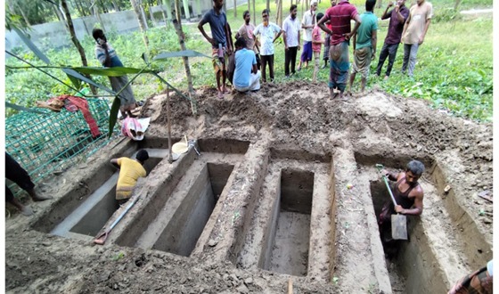 দৌলতপুরে রজনীর দাফন সম্পন্ন