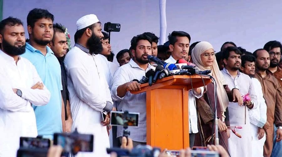 পুশইন করতে হলে শেখ হাসিনাকে পুশইন করুন: নাহিদ ইসলাম