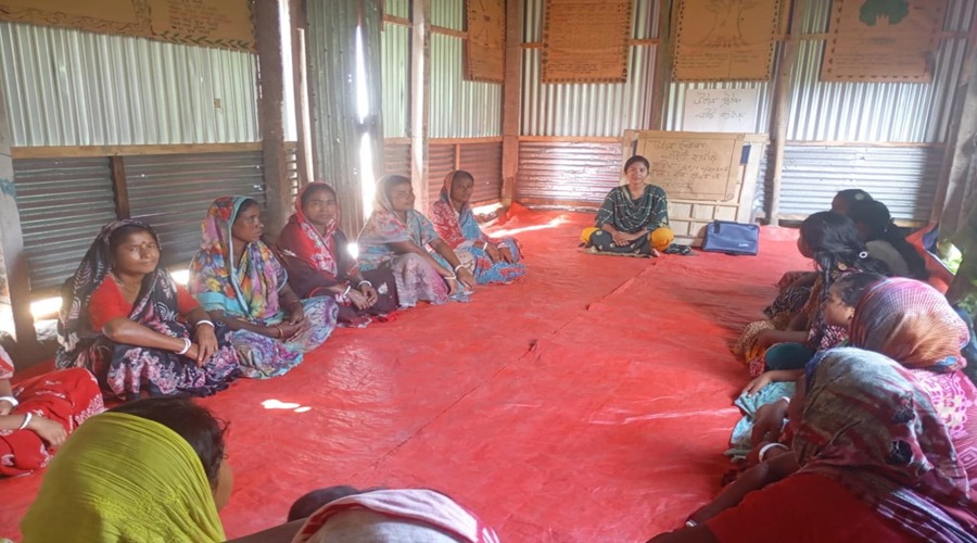 রাজারহাটে নারীর প্রতি সহিংসতায় বাল্যবিয়ে ক্রমশ: বাড়ছে বিয়ে বিচ্ছেদ