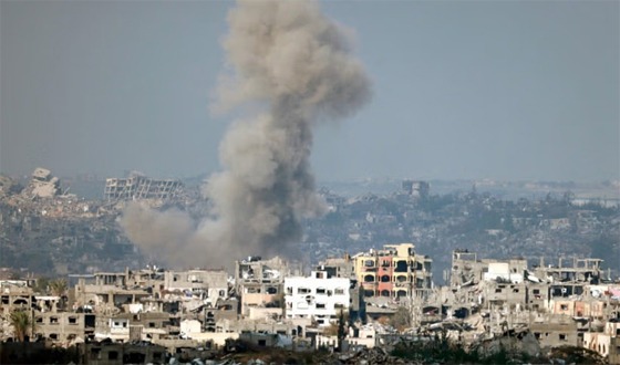 ইসরায়েলি হামলায় গাজায় ঝরলো আরও ৩৭ প্রাণ