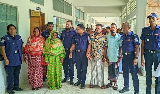 তারাগঞ্জে ইরানী দম্পতিকে আটক করে মারধর-লুট: গ্রেফতার ৪