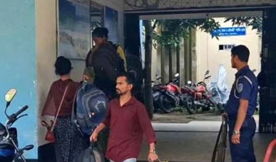 তিন বাংলাদেশিকে ফেরত দিল বিএসএফ