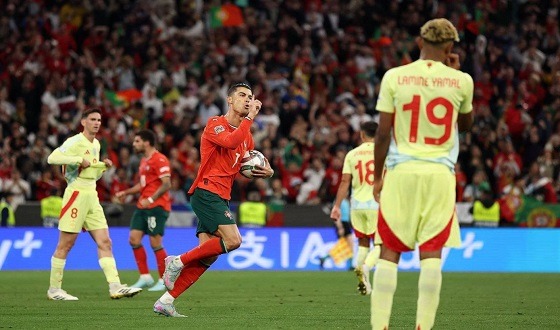 রুদ্ধশ্বাস ম্যাচে স্পেনকে হারিয়ে চ্যাম্পিয়ন পর্তুগাল