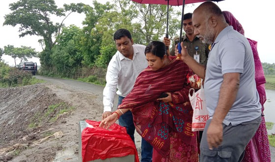 কয়রার পুঃন খননকৃত খালের উদ্বোধন