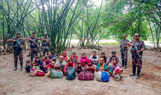 চাঁপাইনবাবগঞ্জ সীমান্তে ২০ জনকে পুশইন