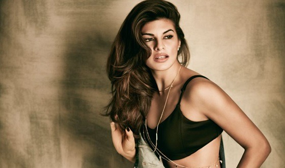 আধ্যাত্মিকতায় মন দিলেন জ্যাকুলিন!