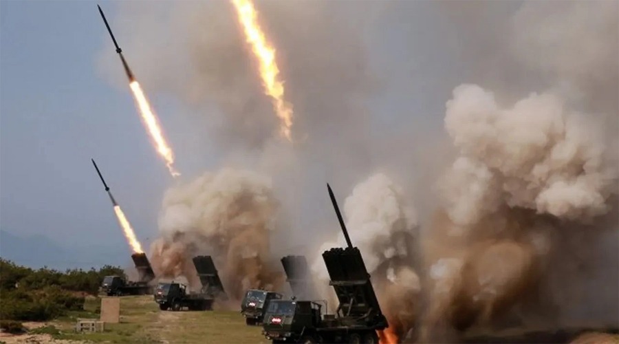 এবার পাল্টা জবাব দিচ্ছে ইরান, ছুড়ছে ক্ষেপণাস্ত্র