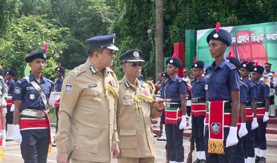 খাগড়াছড়িতে ১৭০ নবীন পুলিশের প্রশিক্ষণ সমাপনী অনুষ্ঠিত