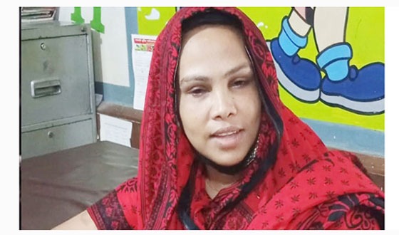 কেক কেটে আটক মহিলা আ’লীগ নেত্রী