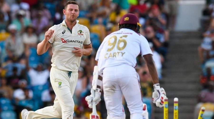 সিরিজের প্রথম টেস্টে জয় পেলো অস্ট্রেলিয়া